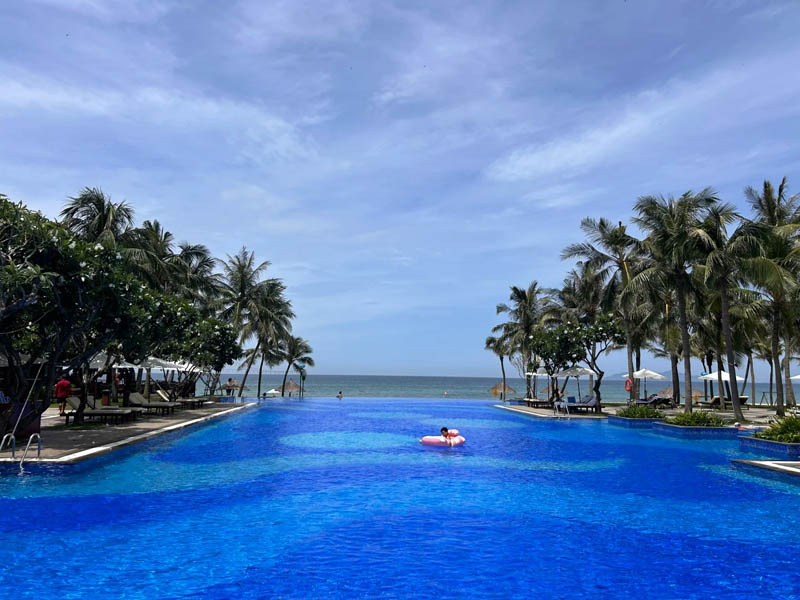 越南岘港万豪度假村酒店入住体验评测：海滩唯美，酒店复古老旧