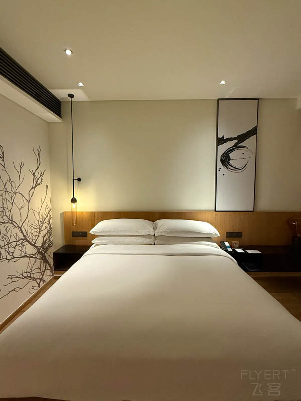 越南胡志明平阳南万枫酒店入住体验测评:近胡志明的高性价比新酒店,交通是硬伤 越南胡志明平阳南万枫酒店入住体验测评:近胡志明的高性价比新酒店,交通是硬伤