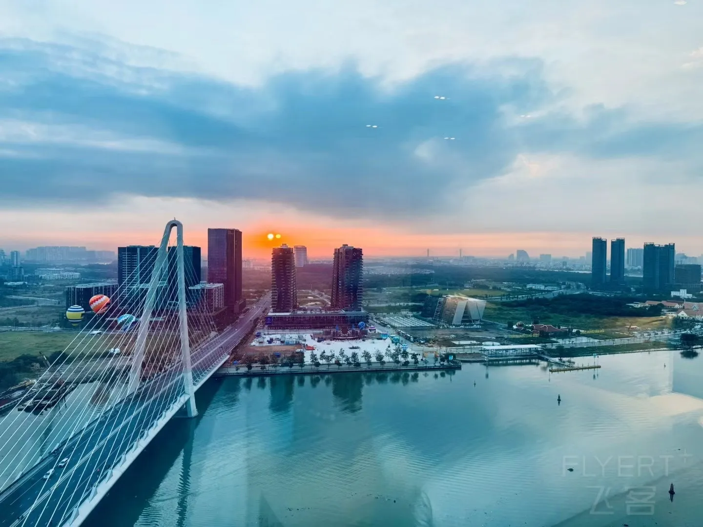 越南胡志明西贡艾美酒店优缺点实测:老牌江景酒店,酒廊品质顶尖 越南胡志明西贡艾美酒店优缺点实测:老牌江景酒店,酒廊品质顶尖